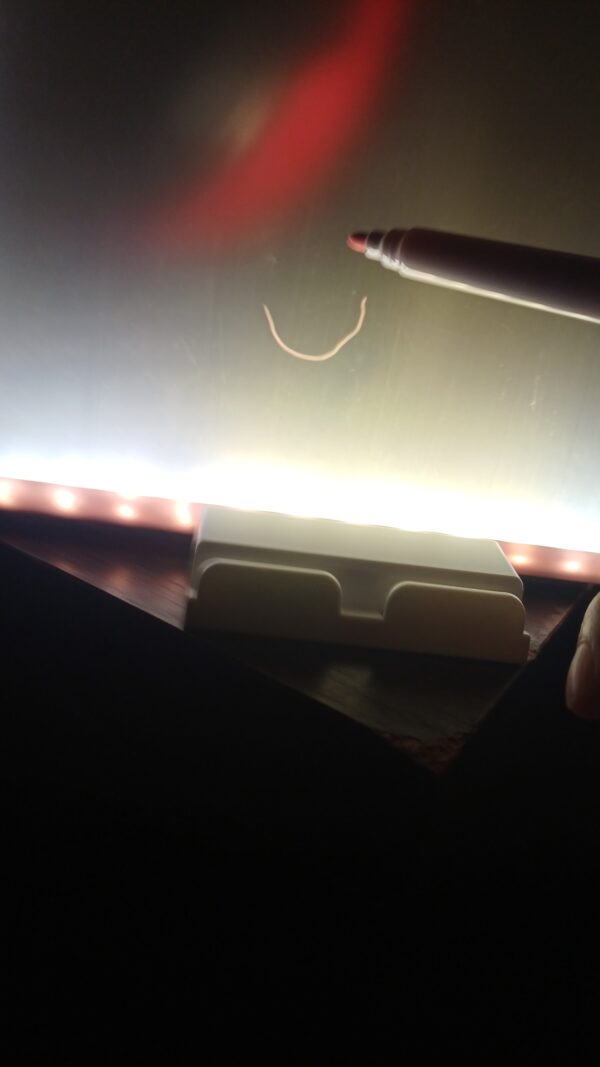 20250930_203422 pizarra mágica led