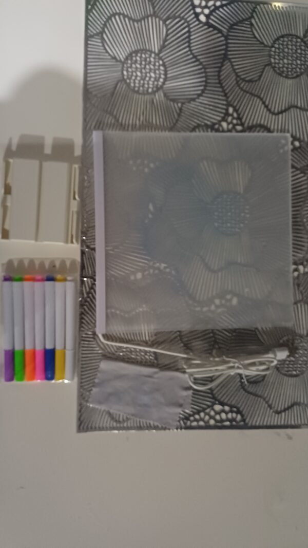 20250930_204034 pizarra mágica led